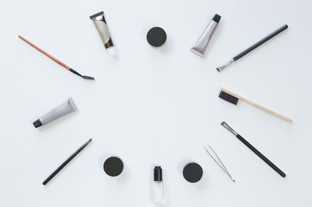 黒髪に似合うアイブロウはコレ ペンシルとパウダータイプおすすめ15選 トラブルブック