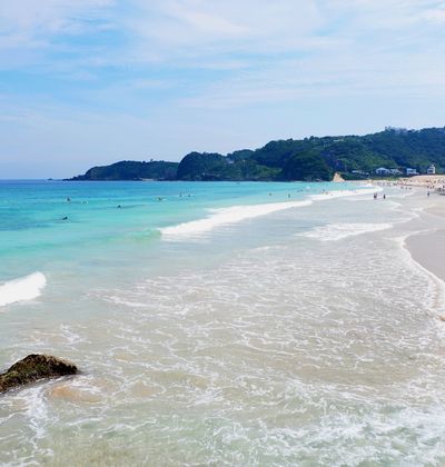 静岡 伊豆のおすすめビーチ13選 白い砂浜と透明度の高い海が美しい おすすめ旅行を探すならトラベルブック Travelbook 静岡 伊豆のおすすめビーチ13選 白い砂浜と透明度の高い海が美しい おすすめ旅行を探すならトラベルブック Travelbook