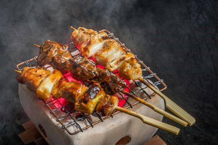 日比谷 おすすめの焼き鳥が美味しいお店12選 名店から高級店まで幅広くご紹介 おすすめ旅行を探すならトラベルブック Travelbook