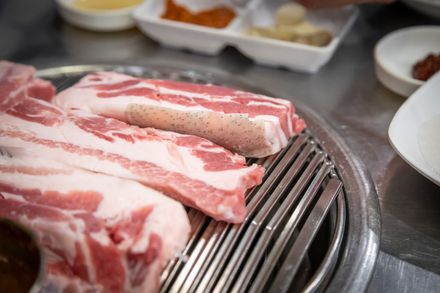 新大久保でお得に本格絶品サムギョプサルが食べられる おすすめのお店13選 おすすめ旅行を探すならトラベルブック Travelbook