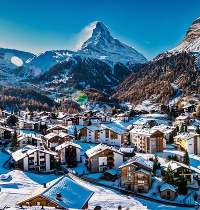 スイスで英語は通じる 公用語は 挨拶や会話で使える言葉を紹介 おすすめ旅行を探すならトラベルブック Travelbook スイスで英語は通じる 公用語は 挨拶や会話で使える言葉を紹介 おすすめ旅行を探すならトラベルブック Travelbook