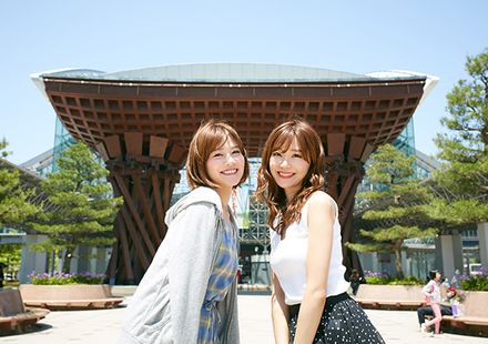 グルメで見所満載な金沢は 女子旅でちょいリッチに楽しみたいっ おすすめ旅行を探すならトラベルブック女子旅 グルメで見所満載な金沢は 女子旅でちょいリッチに楽しみたいっ おすすめ旅行を探すならトラベルブック女子旅