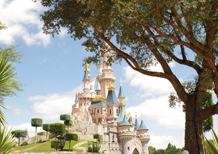 上海ディズニーランド周辺のおすすめホテル10選 口コミ評判の高い宿をご紹介 おすすめ旅行を探すならトラベルブック Travelbook 上海ディズニーランド周辺のおすすめホテル10選 口コミ評判の高い宿をご紹介 おすすめ旅行を探すならトラベルブック Travelbook