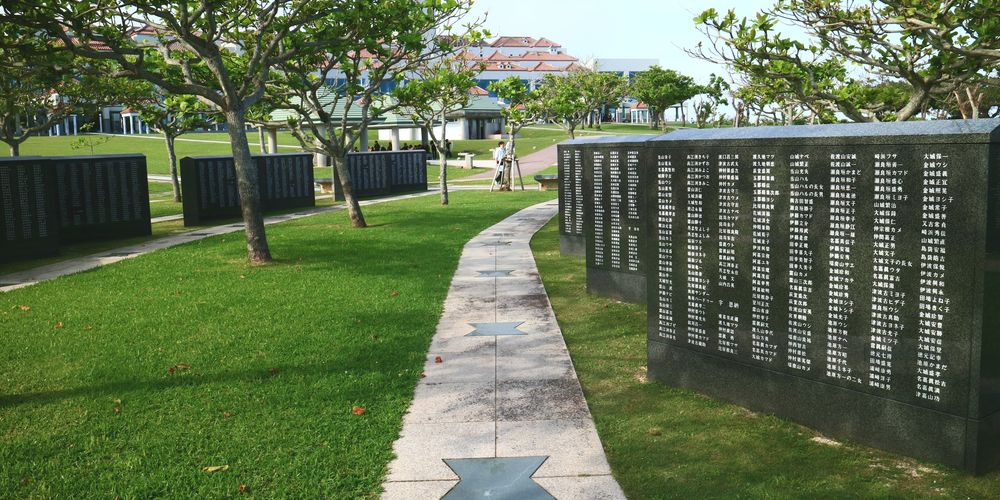 【沖縄】沖縄戦跡国定公園で平和の尊さを感じよう!アクセスや周辺グルメもご紹介
