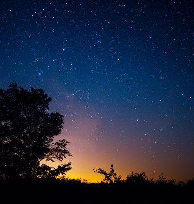 沖縄最南端 波照間島星空観測タワーで 南十字星や満点の星空を満喫 おすすめ旅行を探すならトラベルブック Travelbook 沖縄最南端 波照間島星空観測タワーで 南十字星や満点の星空を満喫 おすすめ旅行を探すならトラベルブック Travelbook