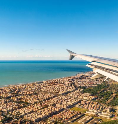 イタリア フィウミチーノ空港周辺でおすすめの観光スポット8選 イタリアを満喫 おすすめ旅行を探すならトラベルブック Travelbook イタリア フィウミチーノ空港周辺でおすすめの観光スポット8選 イタリアを満喫 おすすめ旅行を探すならトラベルブック Travelbook