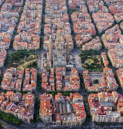 スペイン バルセロナ 新市街でおすすめの観光スポット12選 スペインを満喫 おすすめ旅行を探すならトラベルブック Travelbook