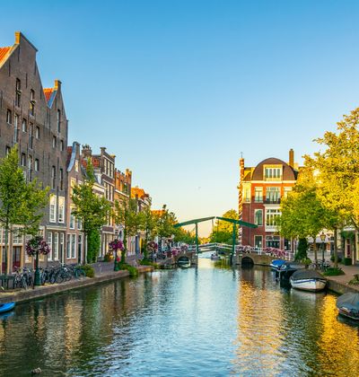 オランダ ライデンでおすすめ観光地8選 日本の歴史とも馴染み深い街 おすすめ旅行を探すならトラベルブック Travelbook オランダ ライデンでおすすめ観光地8選 日本の歴史とも馴染み深い街 おすすめ旅行を探すならトラベルブック Travelbook