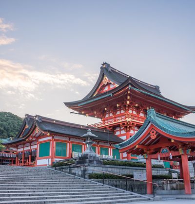 京都 人気観光スポット伏見稲荷大社 コース別所要時間やおすすめの拝観時間を大調査 おすすめ旅行を探すならトラベルブック Travelbook 京都 人気観光スポット伏見稲荷大社 コース別所要時間やおすすめの拝観時間を大調査 おすすめ旅行を探すならトラベルブック Travelbook