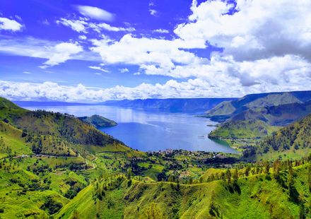 インドネシア スマトラ島でおすすめの観光スポット10選 世界遺産を巡ろう おすすめ旅行を探すならトラベルブック Travelbook インドネシア スマトラ島でおすすめの観光スポット10選 世界遺産を巡ろう おすすめ旅行を探すならトラベルブック Travelbook