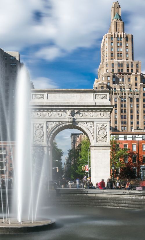 ニューヨーク ワシントンスクエア公園は散策におすすめのニューヨーカー憩いの場 おすすめ旅行を探すならトラベルブック Travelbook