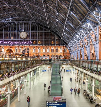 イギリス ロンドン セントパンクラス駅周辺の観光スポットおすすめ10選 充実した旅行を おすすめ旅行を探すならトラベルブック Travelbook イギリス ロンドン セントパンクラス駅周辺の観光スポットおすすめ10選 充実した旅行を おすすめ旅行を探すならトラベルブック Travelbook