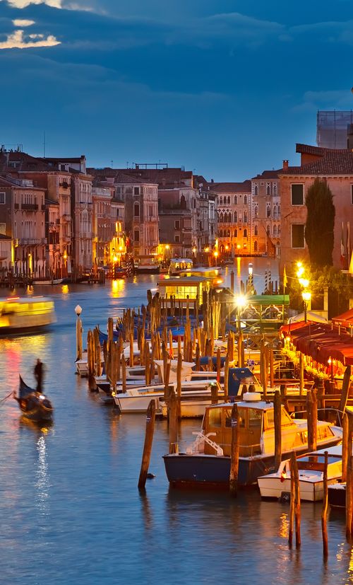 イタリア ヴェネツィア フェニーチェ劇場周辺の観光スポットおすすめ18選 充実した旅行を おすすめ旅行を探すならトラベルブック Travelbook