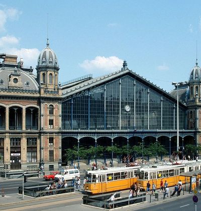 ハンガリー ブダペスト西駅周辺にあるおすすめ観光スポット18選 情報はこちらから おすすめ旅行を探すならトラベルブック Travelbook ハンガリー ブダペスト西駅周辺にあるおすすめ観光スポット18選 情報はこちらから おすすめ旅行を探すならトラベルブック Travelbook