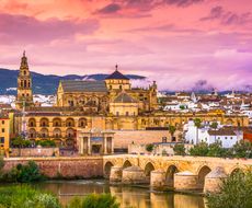 スペイン コルドバでおすすめの観光スポット6選 世界遺産を巡ろう おすすめ旅行を探すならトラベルブック Travelbook スペイン コルドバでおすすめの観光スポット6選 世界遺産を巡ろう おすすめ旅行を探すならトラベルブック Travelbook
