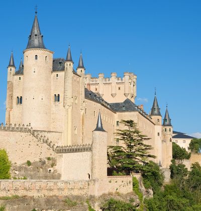 スペイン セゴビア アルカサル周辺でおすすめの観光スポット10選 世界遺産を巡ろう おすすめ旅行を探すならトラベルブック Travelbook スペイン セゴビア アルカサル周辺でおすすめの観光スポット10選 世界遺産を巡ろう おすすめ旅行を探すならトラベルブック Travelbook