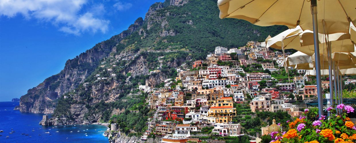 【ナポリ】卵城周辺の観光スポットおすすめ10選!ロマンティックな国へ