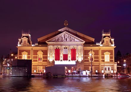 オランダ アムステルダム コンセルトヘボウ周辺の観光スポットおすすめ10選 充実した旅行を おすすめ旅行を探すならトラベルブック Travelbook オランダ アムステルダム コンセルトヘボウ周辺の観光スポットおすすめ10選 充実した旅行を おすすめ旅行を探すならトラベルブック Travelbook