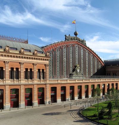 スペイン マドリード アトーチャ駅周辺にあるおすすめ観光スポット18選 情報はこちらから おすすめ旅行を探すならトラベルブック Travelbook スペイン マドリード アトーチャ駅周辺にあるおすすめ観光スポット18選 情報はこちらから おすすめ旅行を探すならトラベルブック Travelbook