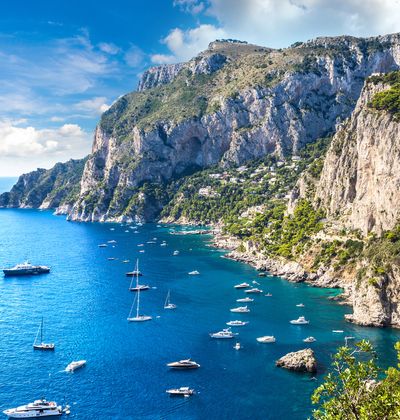 イタリア カプリ マリーナグランデにあるオシャレでおすすめな観光スポット8選 情報はこちらから おすすめ旅行を探すならトラベルブック Travelbook イタリア カプリ マリーナグランデにあるオシャレでおすすめな観光スポット8選 情報はこちらから おすすめ旅行を探すならトラベルブック Travelbook
