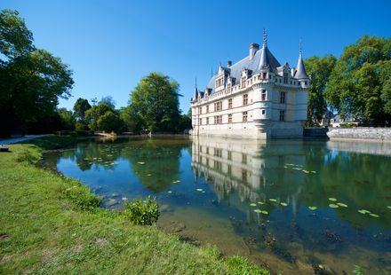 フランス アゼルリドー城周辺でおすすめの観光スポット7選 美食の国を味わおう おすすめ旅行を探すならトラベルブック Travelbook フランス アゼルリドー城周辺でおすすめの観光スポット7選 美食の国を味わおう おすすめ旅行を探すならトラベルブック Travelbook