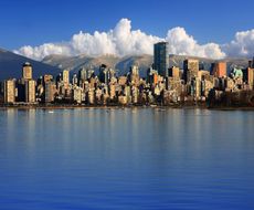 カナダ バンクーバーでおすすめ観光スポット選 豊かな自然が美しい街を満喫しよう おすすめ旅行を探すならトラベルブック Travelbook カナダ バンクーバーでおすすめ観光スポット選 豊かな自然が美しい街を満喫しよう おすすめ旅行を探すならトラベルブック Travelbook