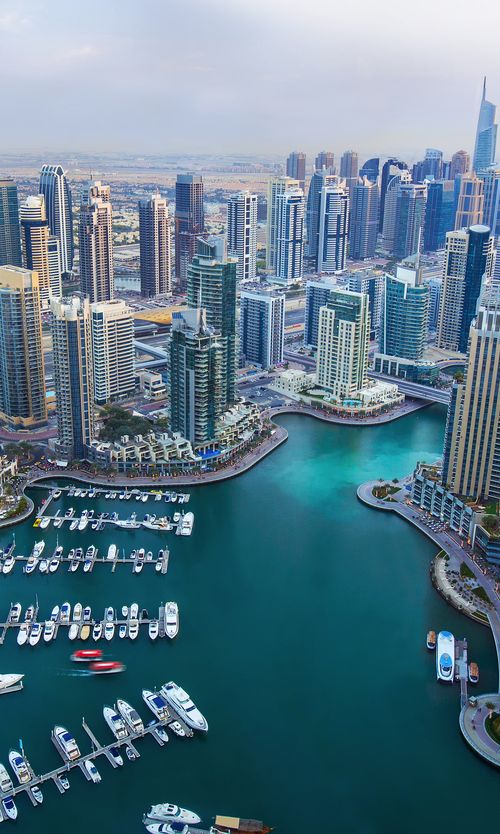 アラブ首長国連邦 ドバイにあるブルジュハリファ 世界一の超高層ビル観光まとめ おすすめ旅行を探すならトラベルブック Travelbook