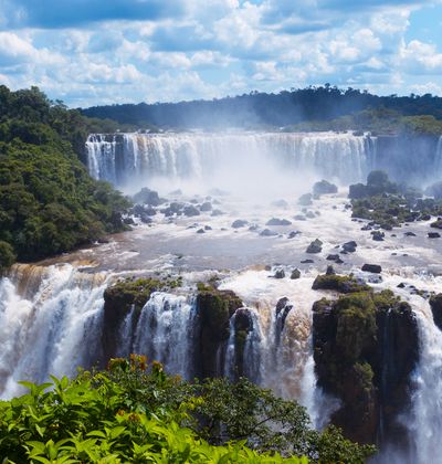 ブラジル イグアス国立公園周辺でおすすめの観光スポット8選 ブラジルを満喫 おすすめ旅行を探すならトラベルブック Travelbook ブラジル イグアス国立公園周辺でおすすめの観光スポット8選 ブラジルを満喫 おすすめ旅行を探すならトラベルブック Travelbook