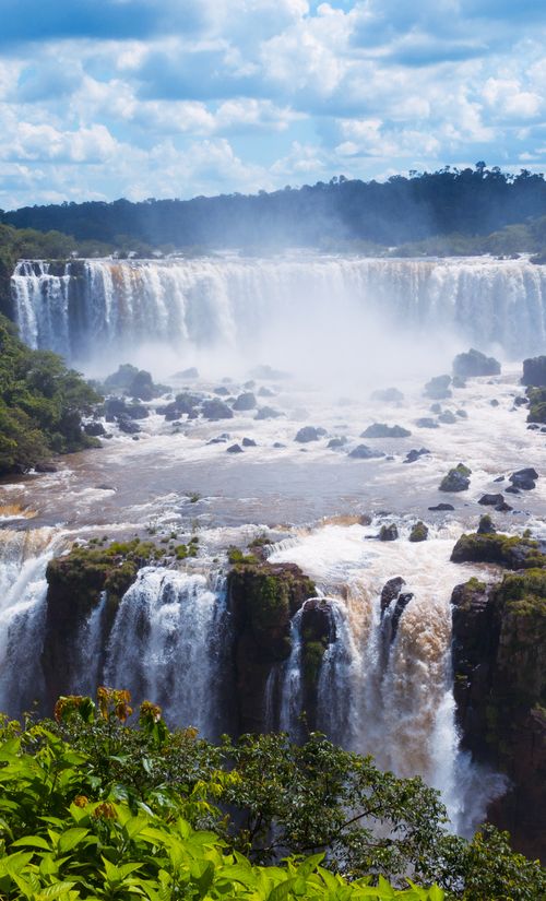 ブラジル イグアス国立公園周辺でおすすめの観光スポット8選 ブラジルを満喫 おすすめ旅行を探すならトラベルブック Travelbook ブラジル イグアス国立公園周辺でおすすめの観光スポット8選 ブラジルを満喫 おすすめ旅行を探すならトラベルブック Travelbook