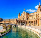 セビリア スペイン広場にあるおすすめ観光スポット6選 情報はこちらから おすすめ旅行を探すならトラベルブック Travelbook セビリア スペイン広場にあるおすすめ観光スポット6選 情報はこちらから おすすめ旅行を探すならトラベルブック Travelbook