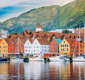 ノルウェー ベルゲンのおすすめ観光スポット10選 アナ雪のモデルとなった都市へ おすすめ旅行を探すならトラベルブック Travelbook ノルウェー ベルゲンのおすすめ観光スポット10選 アナ雪のモデルとなった都市へ おすすめ旅行を探すならトラベルブック Travelbook