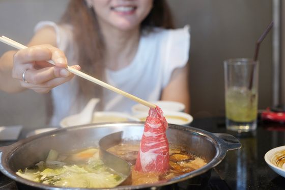 浅草 厳選したしゃぶしゃぶが食べられる名店11選 お肉から海鮮まで様々なお店を紹介 おすすめ旅行を探すならトラベルブック Travelbook
