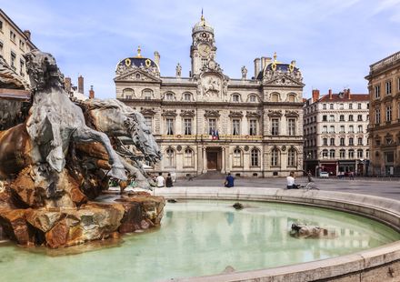 リヨンでおすすめの観光地15選 ヨーロッパ有数の商業都市でフランスの美食の街 おすすめ旅行を探すならトラベルブック Travelbook リヨンでおすすめの観光地15選 ヨーロッパ有数の商業都市でフランスの美食の街 おすすめ旅行を探すならトラベルブック Travelbook