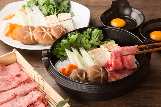 八重洲 おすすめのすき焼きが美味しいお店選 昔ながらの名店で極上の味を楽しもう おすすめ旅行を探すならトラベルブック Travelbook 八重洲 おすすめのすき焼きが美味しいお店選 昔ながらの名店で極上の味を楽しもう おすすめ旅行を探すならトラベルブック Travelbook