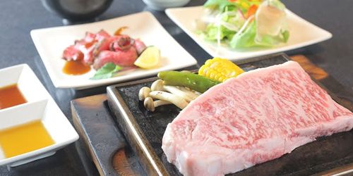 2ページ目 兵庫 おすすめのステーキが食べられるお選 編集部厳選 分厚いお肉を贅沢に楽しめるお店をご紹介 おすすめ旅行を探すならトラベルブック Travelbook