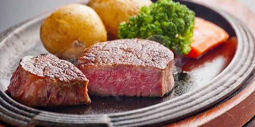 栄 おすすめのステーキが食べられるお店14選 分厚いお肉を贅沢に楽しめるお店をご紹介 おすすめ旅行を探すならトラベルブック Travelbook