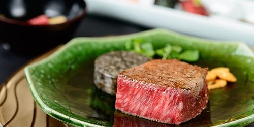 栄 おすすめのステーキが食べられるお店14選 分厚いお肉を贅沢に楽しめるお店をご紹介 おすすめ旅行を探すならトラベルブック Travelbook