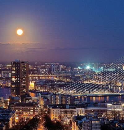 オランダ トレンドが集まる街ロッテルダムでおすすめレストラン5選 おすすめ旅行を探すならトラベルブック Travelbook オランダ トレンドが集まる街ロッテルダムでおすすめレストラン5選 おすすめ旅行を探すならトラベルブック Travelbook