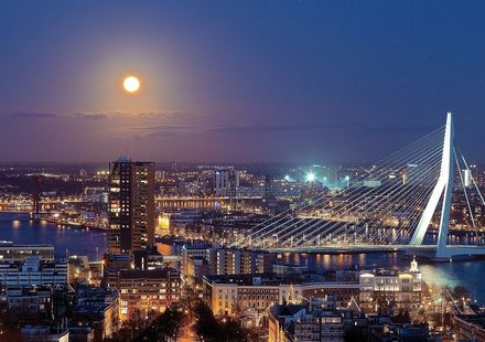 オランダ トレンドが集まる街ロッテルダムでおすすめレストラン5選 おすすめ旅行を探すならトラベルブック Travelbook オランダ トレンドが集まる街ロッテルダムでおすすめレストラン5選 おすすめ旅行を探すならトラベルブック Travelbook