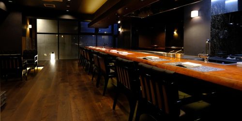 表参道 おすすめの鉄板焼きが楽しめるお店11選 ワンランク上の贅沢ができるお店を厳選 おすすめ旅行を探すならトラベルブック Travelbook 表参道 おすすめの鉄板焼きが楽しめるお店11選 ワンランク上の贅沢ができるお店を厳選 おすすめ旅行を探すならトラベルブック Travelbook