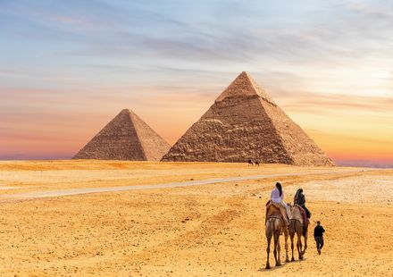 エジプト 三大ピラミッドギザ スフィンクスの観光スポット 謎多き世界遺産を堪能しよう おすすめ旅行を探すならトラベルブック Travelbook エジプト 三大ピラミッドギザ スフィンクスの観光スポット 謎多き世界遺産を堪能しよう おすすめ旅行を探すならトラベルブック Travelbook