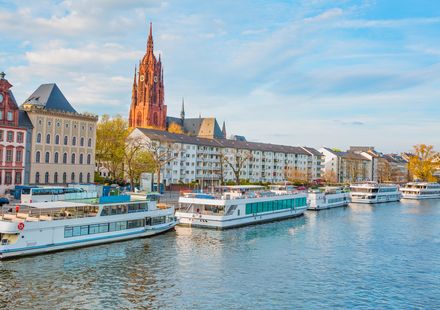 ドイツ フランクフルトでおすすめの観光地17選 ドイツ経済の中心都市 おすすめ旅行を探すならトラベルブック Travelbook ドイツ フランクフルトでおすすめの観光地17選 ドイツ経済の中心都市 おすすめ旅行を探すならトラベルブック Travelbook