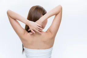 背中のニキビケアにおすすめのグッズ15選 人気ランキング上位を紹介 自分らしい便利な暮らしを トラベルブック Travelbook