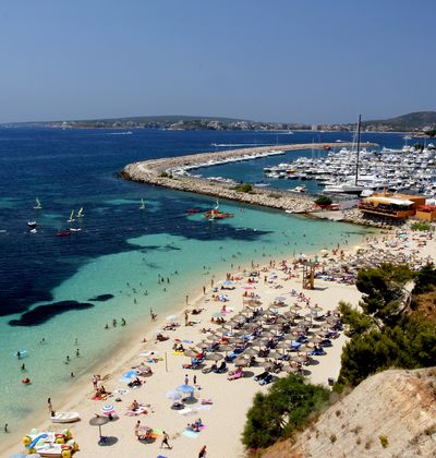 スペインのリゾートアイランド総まとめ イビサ島やマヨルカ島 カナリア諸島も紹介 おすすめ旅行を探すならトラベルブック Travelbook スペインのリゾートアイランド総まとめ イビサ島やマヨルカ島 カナリア諸島も紹介 おすすめ旅行を探すならトラベルブック Travelbook