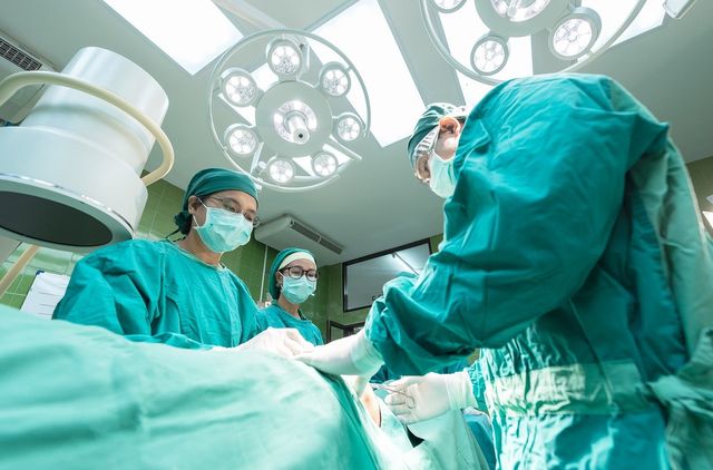 ワキガに有効な治療法は手術 保険適用の手術法とは 自分らしい便利な暮らしを トラベルブック Travelbook ワキガに有効な治療法は手術 保険適用の手術法とは 自分らしい便利な暮らしを トラベルブック Travelbook