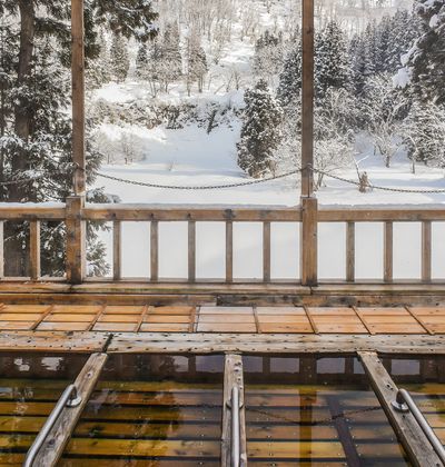 蔵王温泉の旅館 スキー旅行やカップル旅行に人気の格安宿から高級宿をご紹介 おすすめ旅行を探すならトラベルブック Travelbook 蔵王温泉の旅館 スキー旅行やカップル旅行に人気の格安宿から高級宿をご紹介 おすすめ旅行を探すならトラベルブック Travelbook