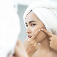 おでこにできるブツブツはニキビじゃないかも 原因と対策について 自分らしい便利な暮らしを トラベルブック Travelbook おでこにできるブツブツはニキビじゃないかも 原因と対策について 自分らしい便利な暮らしを トラベルブック Travelbook