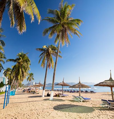 ベトナム ニャチャンのおすすめ最高級ホテル10選 贅沢スイートを堪能しよう おすすめ旅行を探すならトラベルブック Travelbook ベトナム ニャチャンのおすすめ最高級ホテル10選 贅沢スイートを堪能しよう おすすめ旅行を探すならトラベルブック Travelbook