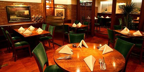 年版 新宿クリスマスディナーにおすすめのレストラン選 雰囲気抜群の人気店を紹介 おすすめ旅行を探すならトラベルブック Travelbook