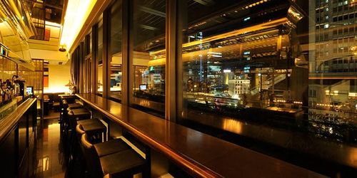 年版 東京 丸の内でクリスマスディナーにおすすめのレストラン選 雰囲気抜群の人気のお店を紹介 おすすめ旅行を探すならトラベルブック Travelbook